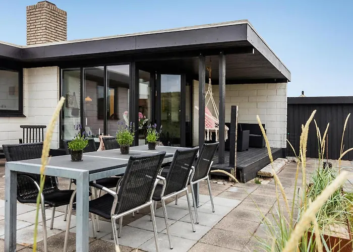 3 Bedroom In Harboore